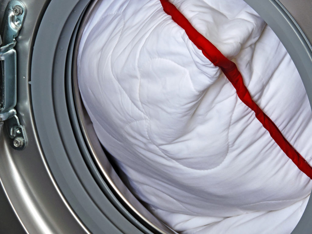 Washing_your_Comforter_the_Right_Way